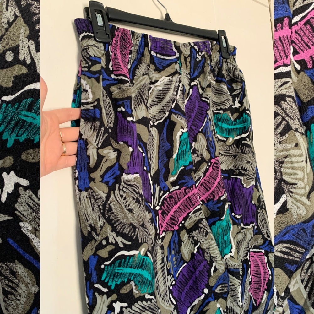 Funky patterned colorful elastic waist easy rayon surf pants brand Ambiance - Picture 2 of 4